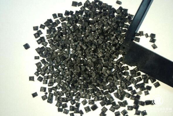 黑龙江双鸭山市邀请专家把脉 助力石墨产业高质量发展