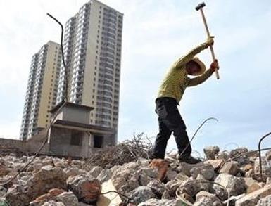 2017年农民工总量较上年增长1.7%，总量达28652万