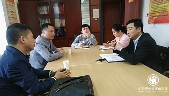 贵州智慧产业集团与贵阳国家高新区产业发展局工作交流会召开 