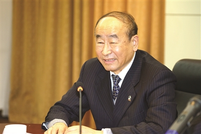 李寿生：努力开创石油和化学工业美好未来