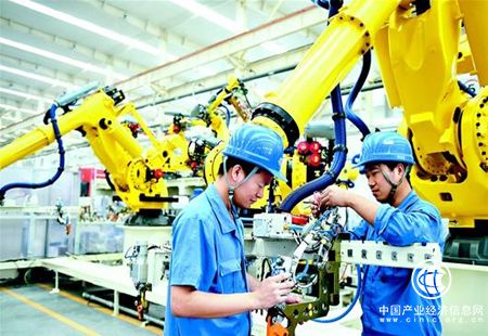 挺起中国工业“脊梁”——“十三五”装备工业有力支撑制造强国建设