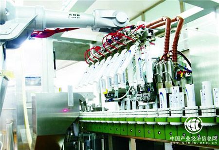 隆力奇：让世界了解中国“智”造