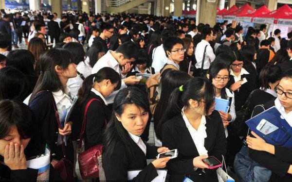 “抢人大战”导致二线城市房价上涨？