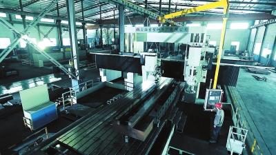 福建成功机床自主研发数控高立端式车床启运瑞典