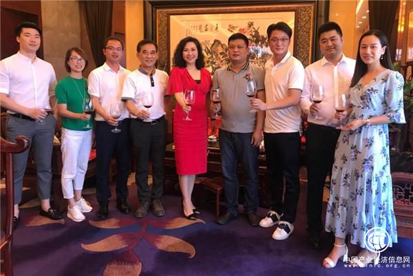 乐芒创始人李腾飞：积极推动乐芒硅藻泥的海外进程