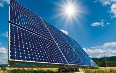 光伏补贴退坡  行业短期或面临较大调整