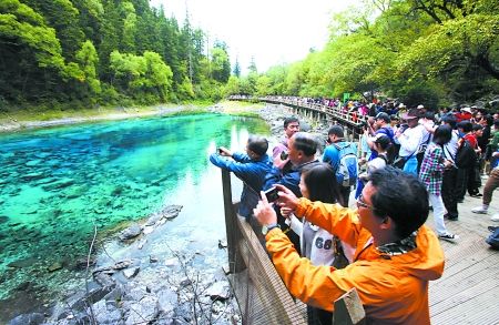 四川九寨沟景区游览时间和线路发生调整