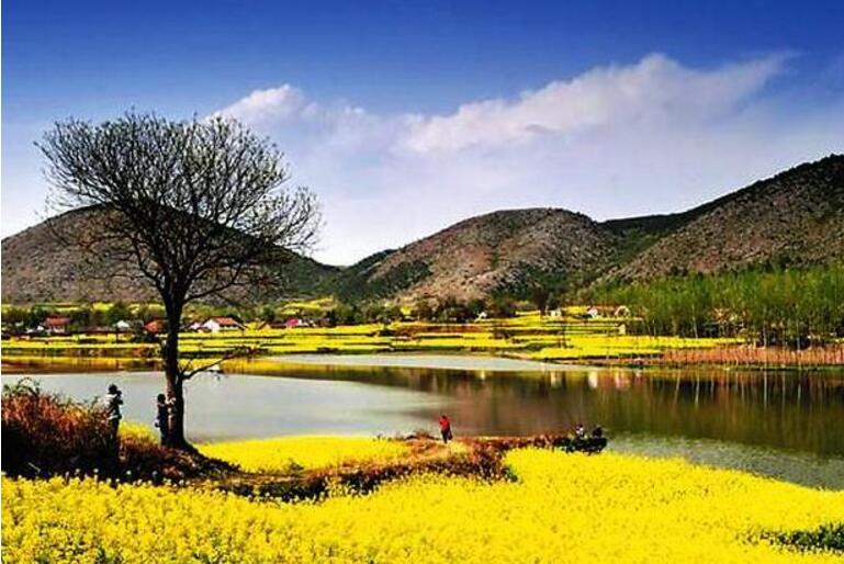 四川“三箭齐发”促进旅游扶贫