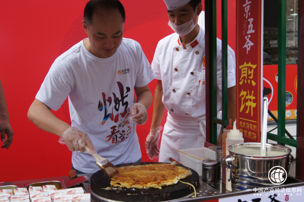 卞农：苏宁小店今年将超5000家，1年完成3年目标