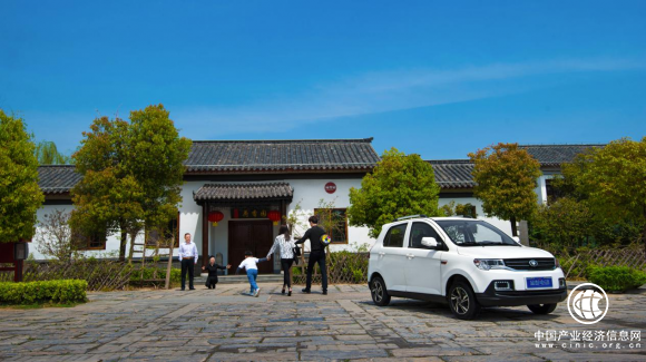 重新定义低速新能源汽车，金彭S70超强配置带来舒适体验