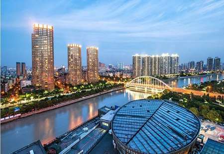 “16+1”合作首选之地 浙江宁波一带一路标杆渐成