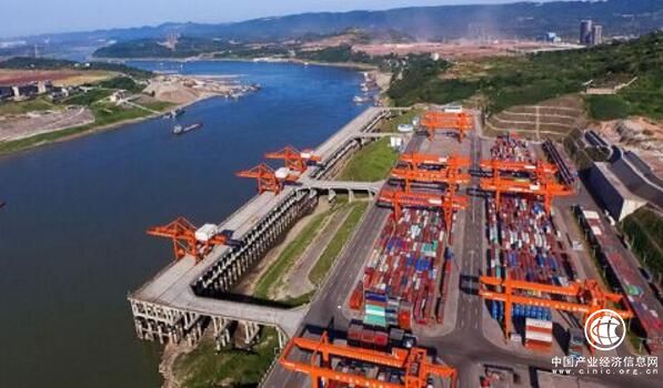 向改革要动力 释放制度活力 重庆自贸区敢试敢闯敢创新