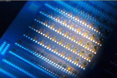 全球硅片大厂商提价 芯片新一轮涨价又在路上？