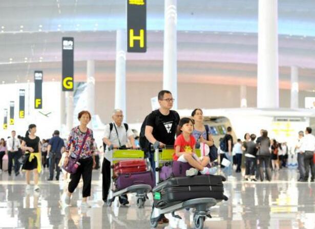 统计显示改革开放以来城乡居民生活水平显著提高