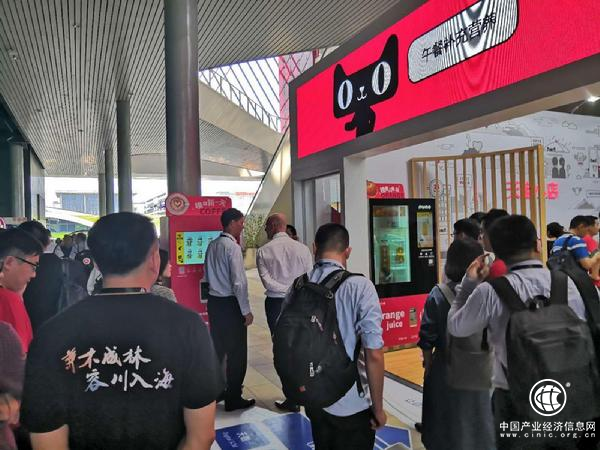 便丽猫入驻阿里巴巴零售通，助力“购便利无人售货机”