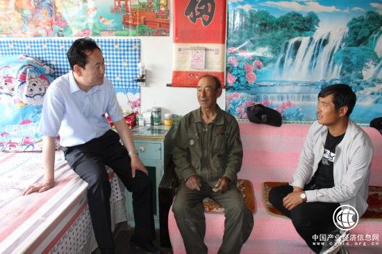 河北蔚县：扶贫，从跌倒处站起来