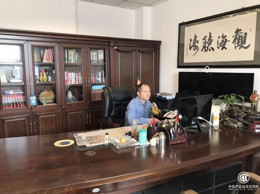 文化自信艺术家代表推荐之一百一十二——周佳林