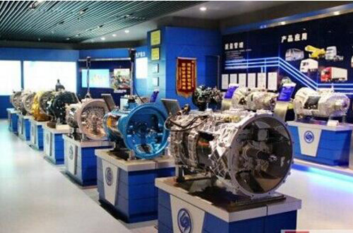 法士特50年：只用产品说话