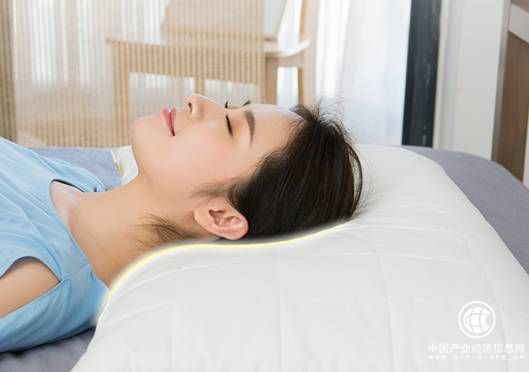 艾灸石天然乳胶枕，安享一夜好睡眠