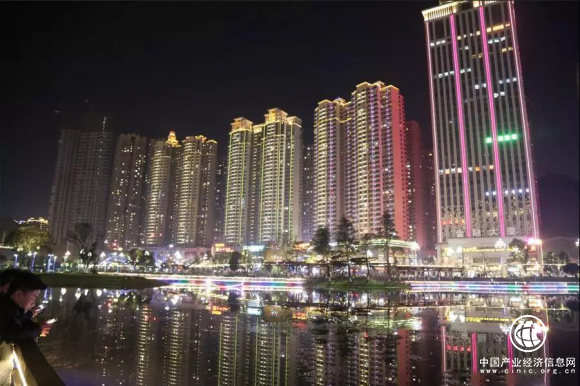 宏立城集团：斥资打造50%占地面积的公园与绿地，给市民一个“天然氧吧”