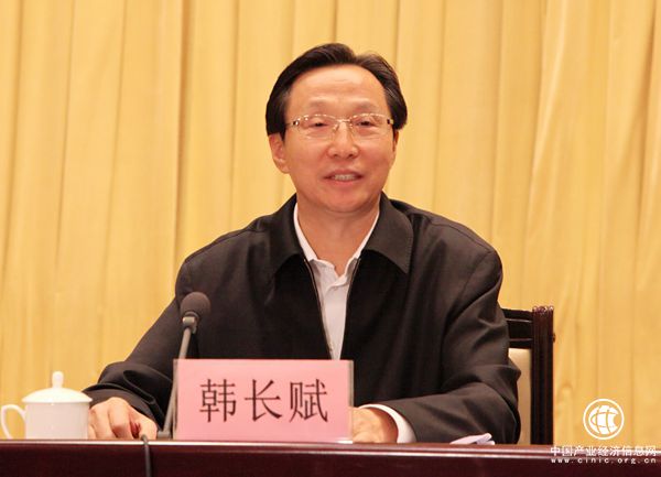 以更加扎实有力的行动 深入推进农村“厕所革命”