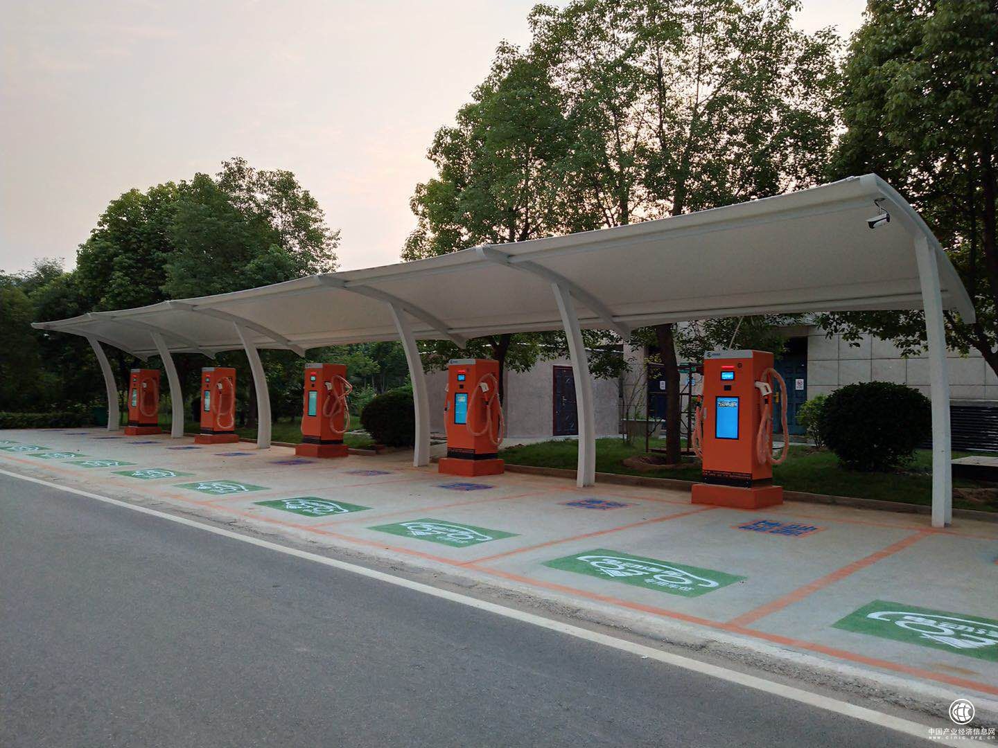 如图片无法显示，请刷新页面