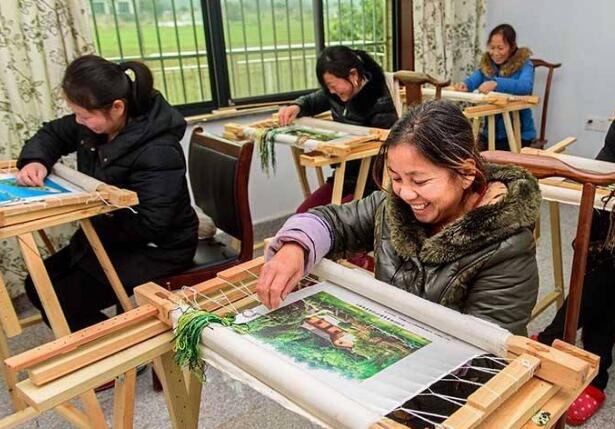 两部门将对深度贫困地区进行技能扶贫