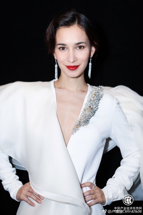 热火朝天的碧莲达烟酰胺精华，卢靖姗也在用