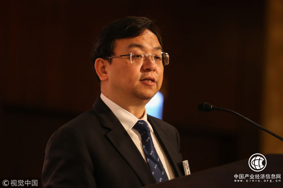 王传福和比亚迪笼子里的五只独角兽 | cover计划