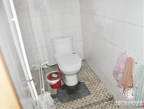 助力厕所革命,鹰卫浴公益在行动 助力厕所革命,鹰卫浴公益在行动