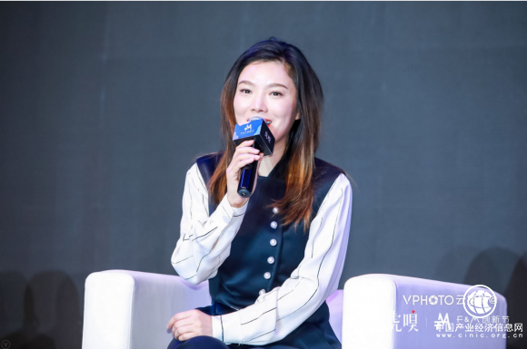 获评“2018社交零售十大影响力平台”达令家又添新战绩