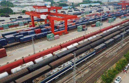 贵州推动企业沿“一带一路”方向“走出去”