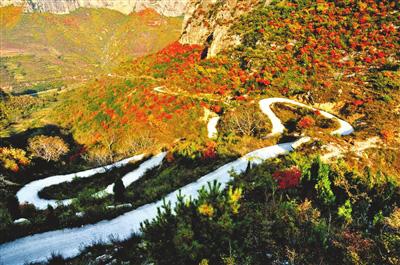河北涉县：千里旅游公路盘活扶贫“棋局”