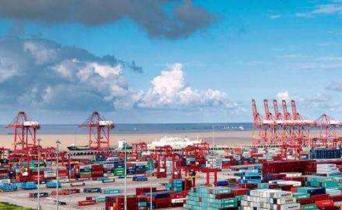 前7个月我国货物贸易进出口增长6.2%