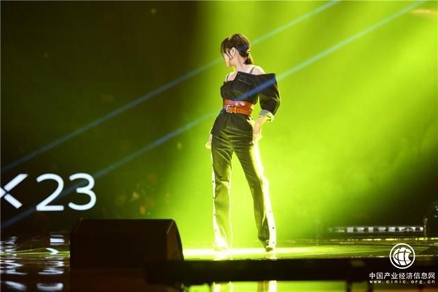 《梦想的声音》第十期精彩继续 携手小郎酒开启假期狂欢