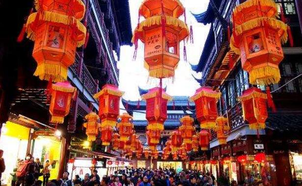 约4亿人次将旅游过年，猪年春节出行玩什么？