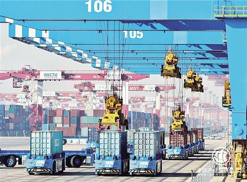 青岛港完成全球首例5G远程吊车操作
