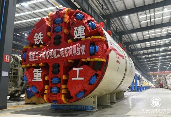 我国自主品牌盾构机首次出口斯里兰卡
