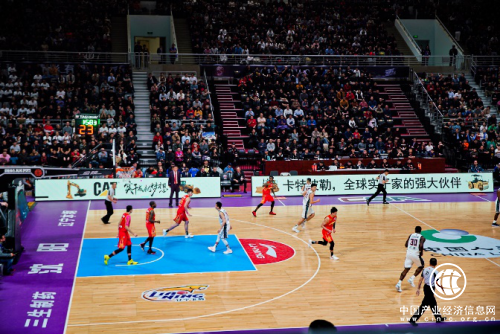 哈德森28分郭艾伦末节12分辽宁擒深圳 挖掘机“现身”见证辽宁捍卫主场