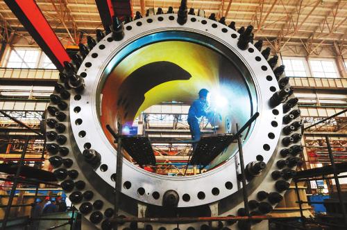 哈电电机担纲央企责任 让地方经济发展“火起来”