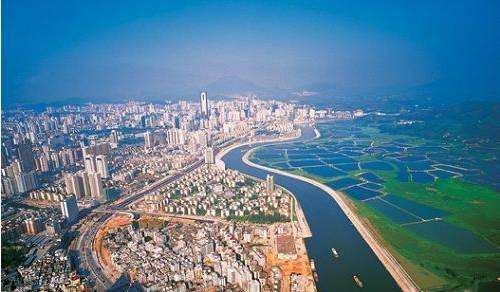 “一程多站”粤港澳奏响大湾区旅游协奏曲