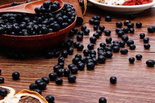 黑龙江省明水县提出做大、做强黑豆产业