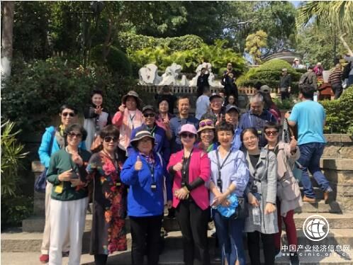 “春之天籁·一揽芳华”慢点富俱乐部厦门尊享游圆满落幕