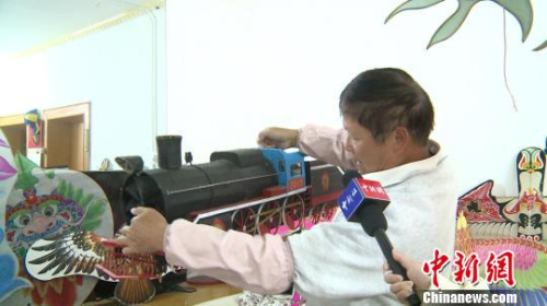 南昌六旬风筝达人“养成记”：5年时间 从新手到专家