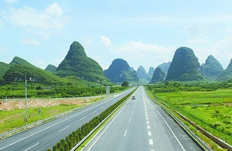 广西桂林将全面启动旅游公路建设