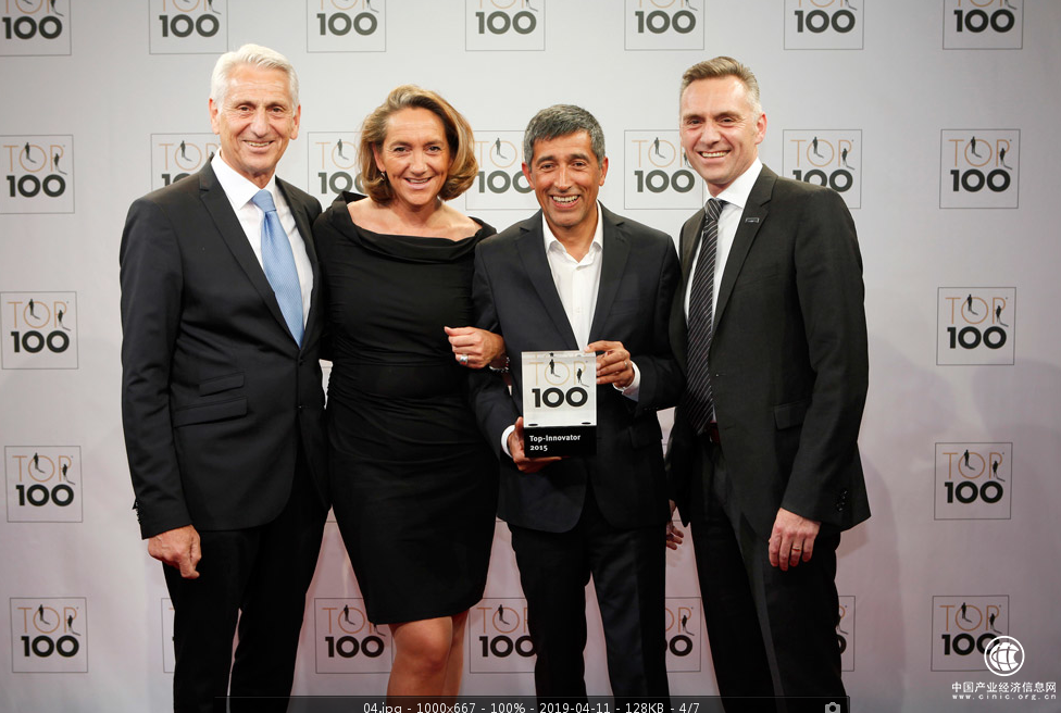 金钢铂林Wineo进口强化地板，5%极致防水震撼上市