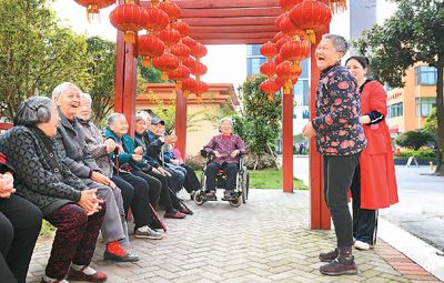 养老服务：住得上，更要住得好