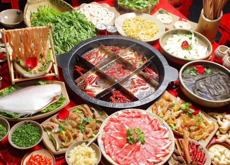 火锅行业创新步伐加速迈进 “食材+锅底+模式”全面升级
