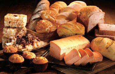 江西资溪：把小面包“揉”成大产业