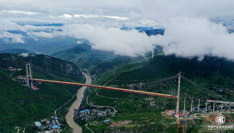 四川铁投五桥联动 同时迎来重要节点